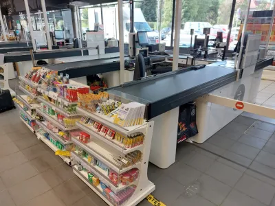 Прикассовые стеллажи для магазинов, супермаркетов